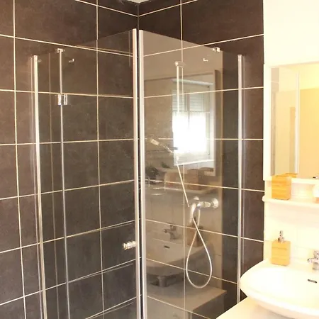 Monteurwohnung Shenas * Bremen