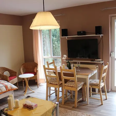 Monteurwohnung Shenas *